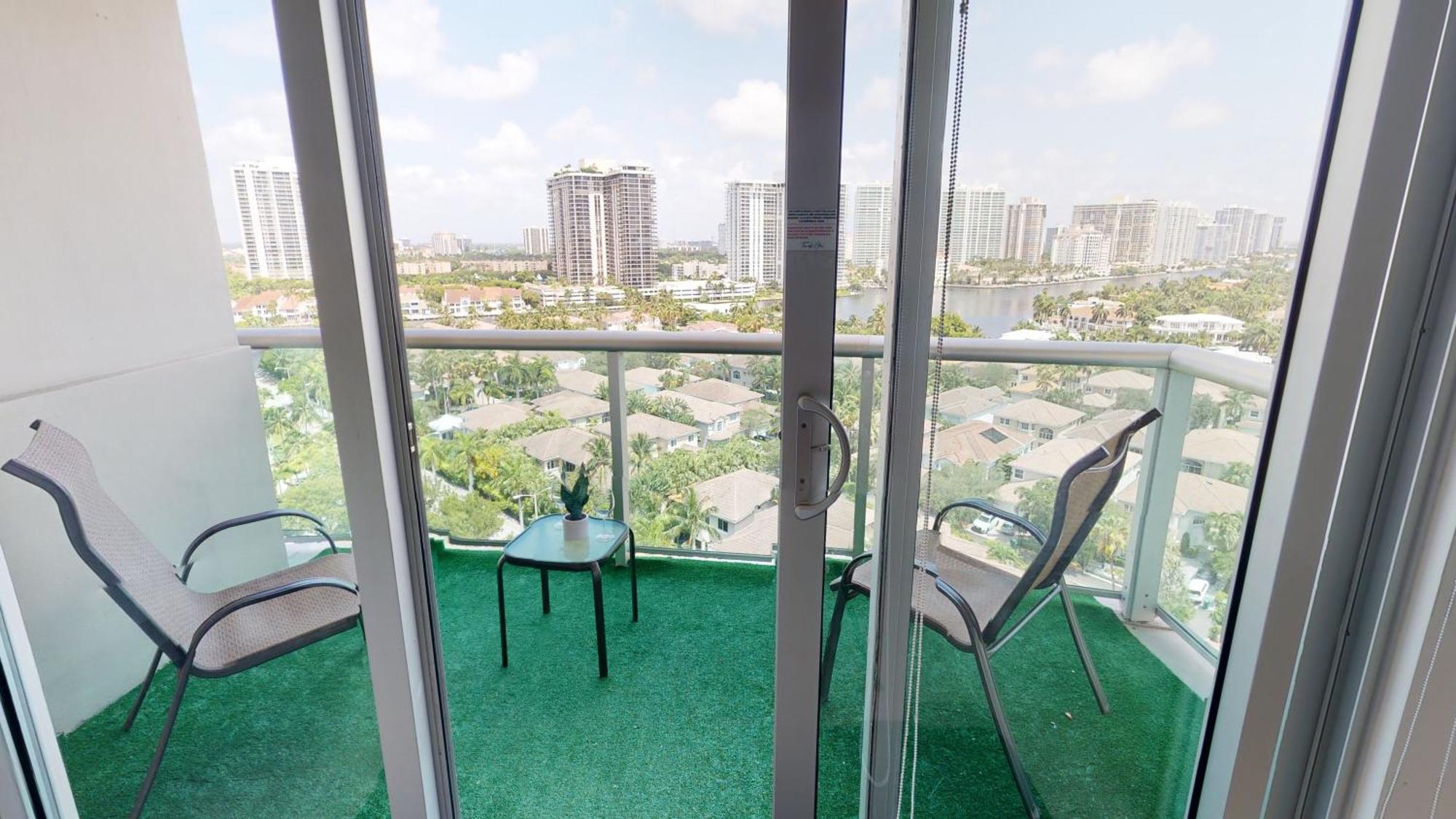 Ocean Reserve Condo By Flatsaway Miami Beach Bilik gambar